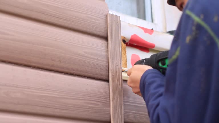 Trusted Charleston, IL Siding Services Experts